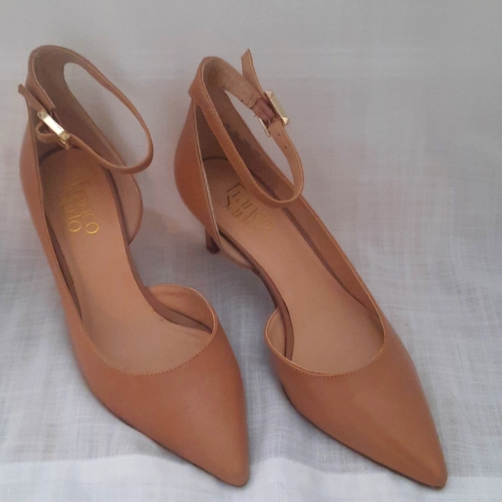 Franco Sarto Nude heels with ankle strap, Sz 7